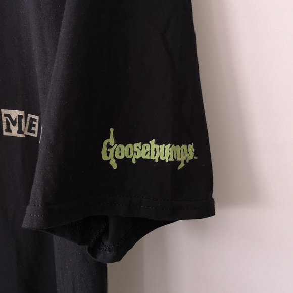 Men's X-large NWOT Goosebumps Short Sleeve T-shirt Black with Full Front Graphic - Picture 3 of 5